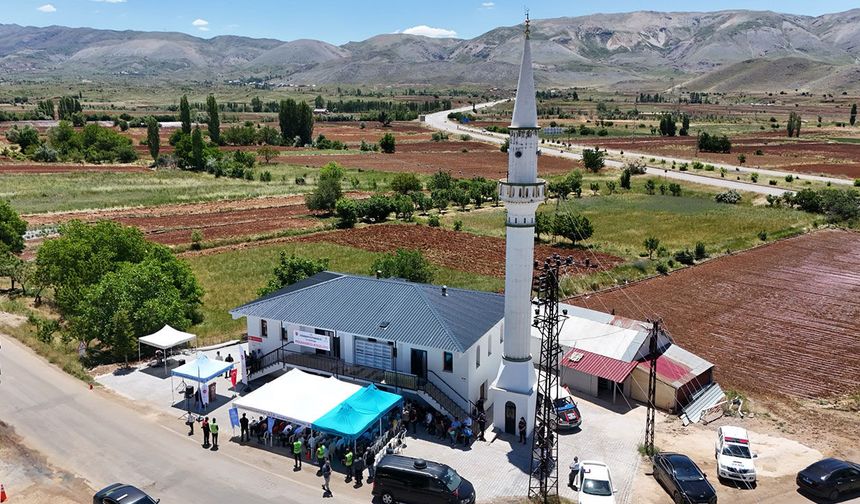 Kölükkuyu Camii törenle açıldı