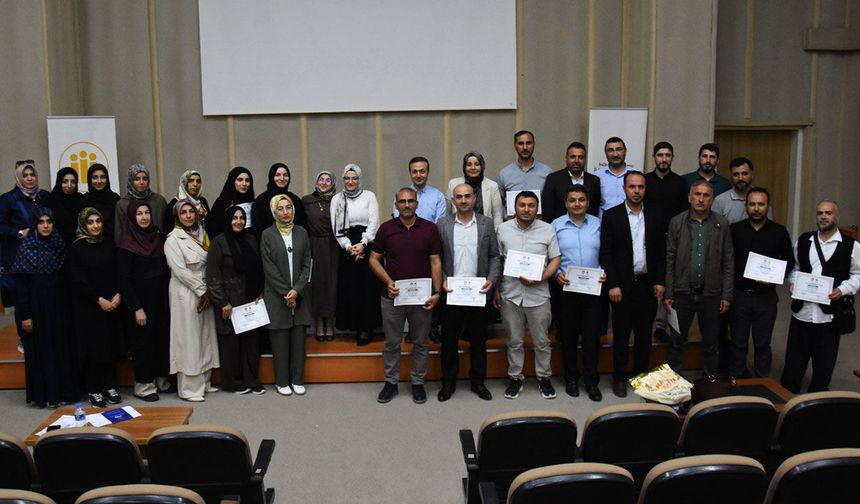 Malatya'da manevi rehberlik eğitimi tamamlandı