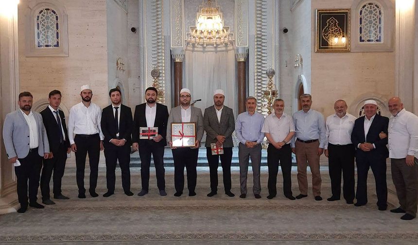 Çorum’da din görevlileri ezanı en güzel okumak için yarıştılar
