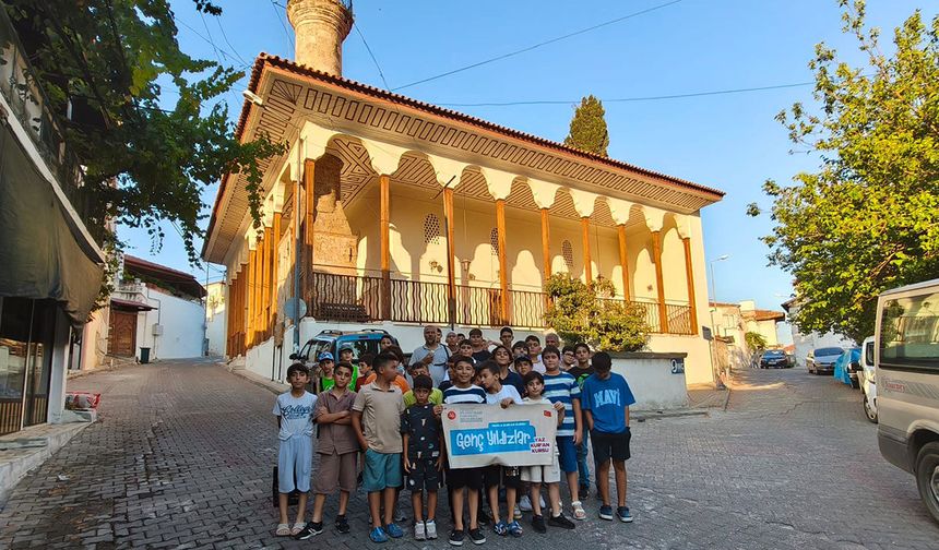 Genç hafızlar Muğla'yı gezdi