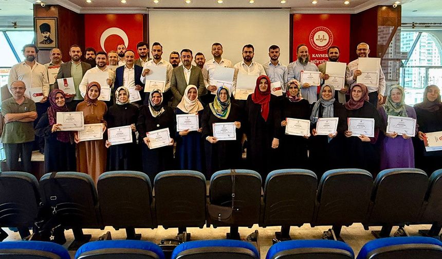 Kayseri'de Tahsih-i Huruf Kursu tamamlandı
