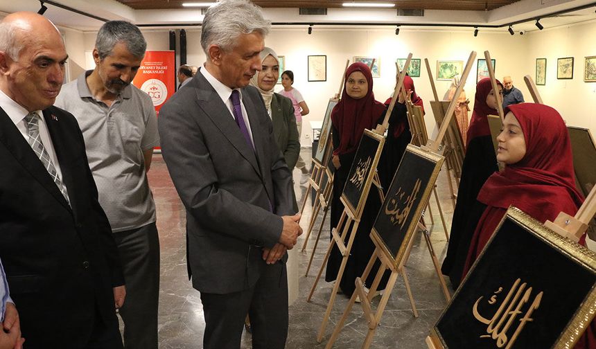 Mersin'de "Mevlid-i Nebi Sanat Sergisi" açıldı