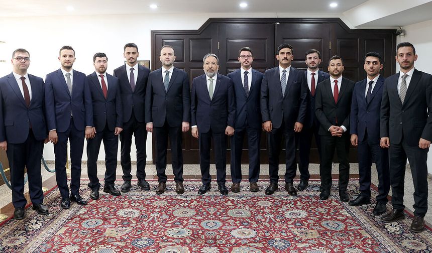 PROF. DR. ARPAGUŞ, MÜFETTİŞ YARDIMCILARINI KABUL ETTİ