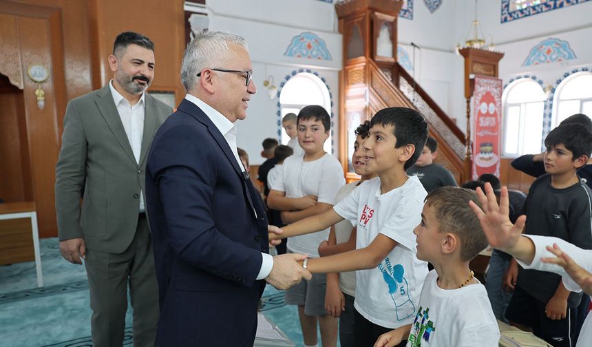 Vali Şimşek, Yaz Kur’an Kursu öğrencileriyle buluştu