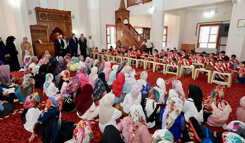Vali Karakaya, Yaz Kur'an kurslarını ziyaret etti
