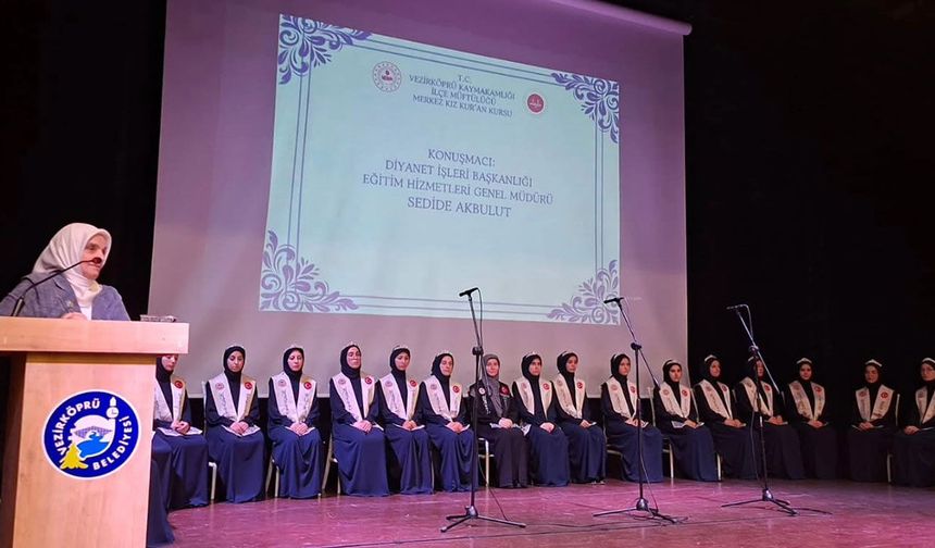 Vezirköprü'de hafızlar taç giydi