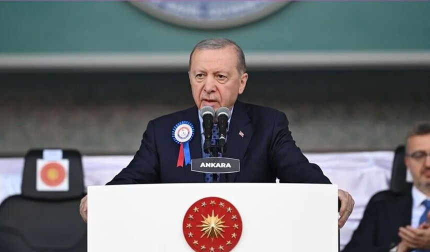 BU TOPRAKLARDA BAŞIMIZ DİK BİR ŞEKİLDE YAŞIYORUZ