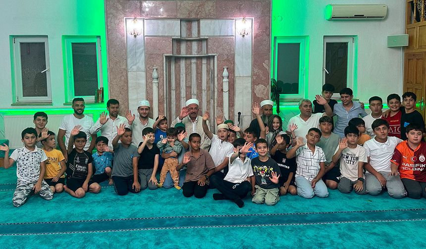 Müftü Tekin, gençlerle bir araya geldi