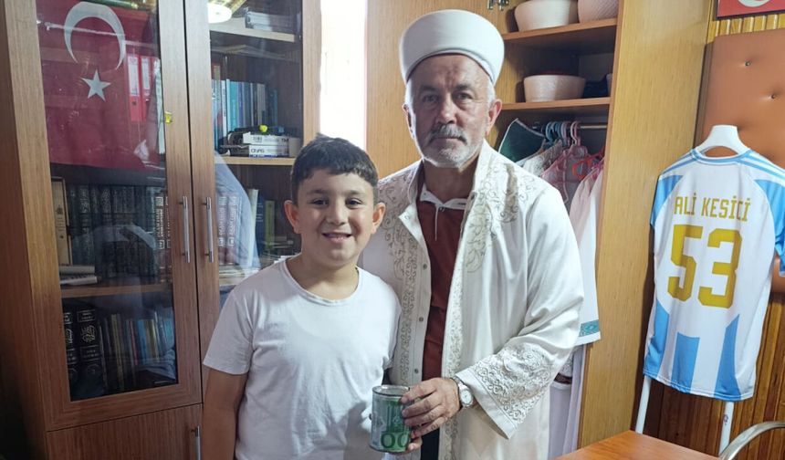 11 Yaşındaki Salih’ten Örnek Davranış