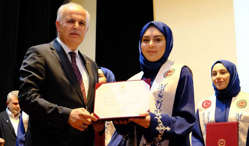 ONİKİŞUBAT'TA 70 ÖĞRENCİYE İCAZET VERİLDİ