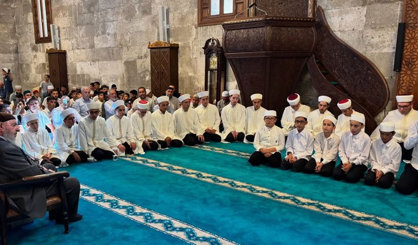 Aksaray'da hafızlara icazet verildi