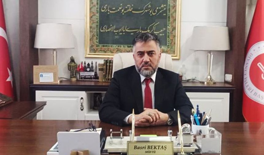 Müftü Basri Bektaş, kimdir?
