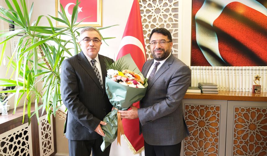 Erzincan'da devir teslim