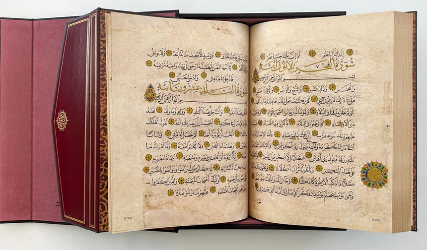 TAŞLICALI HÜSEYİN PAŞA CAMİİ MUSHAF-I ŞERİFİ'NİN TIPKIBASIMI TAMAMLANDI