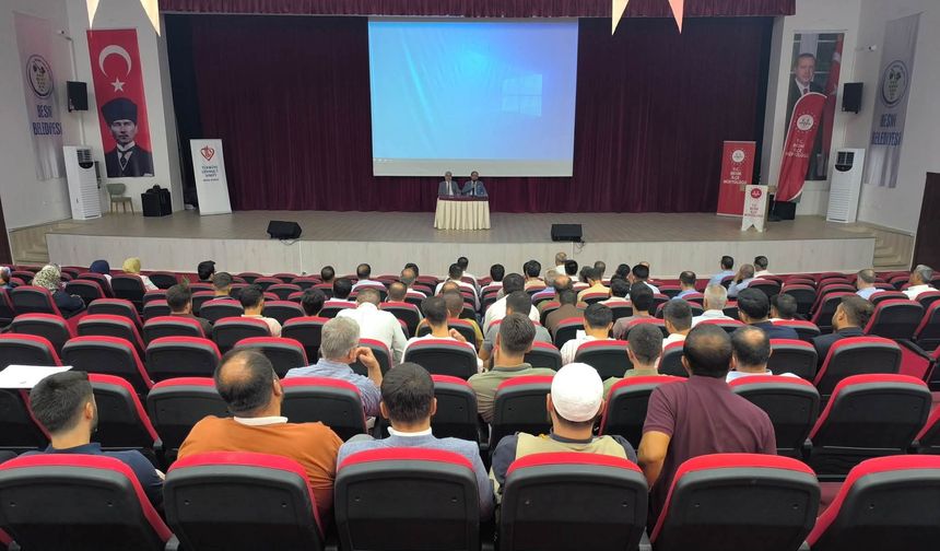 Besni'de "Peygamberimiz ve Güzel Ahlak" konferansı düzenlendi