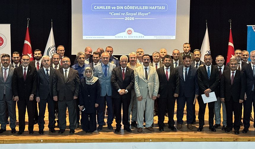 BAŞKAN YARDIMCISI DEMİR, İZMİR'DE DİN GÖREVLİLERİYLE BULUŞTU