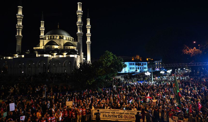 ANKARA'DA "ÖZGÜR FİLİSTİN YÜRÜYÜŞÜ" DÜZENLENDİ