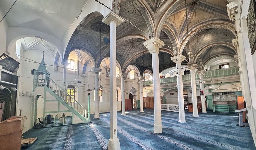 ANTALYA'DAKİ SULTAN ALAADDİN CAMİİ ESKİ İHTİŞAMINA KAVUŞTURULACAK