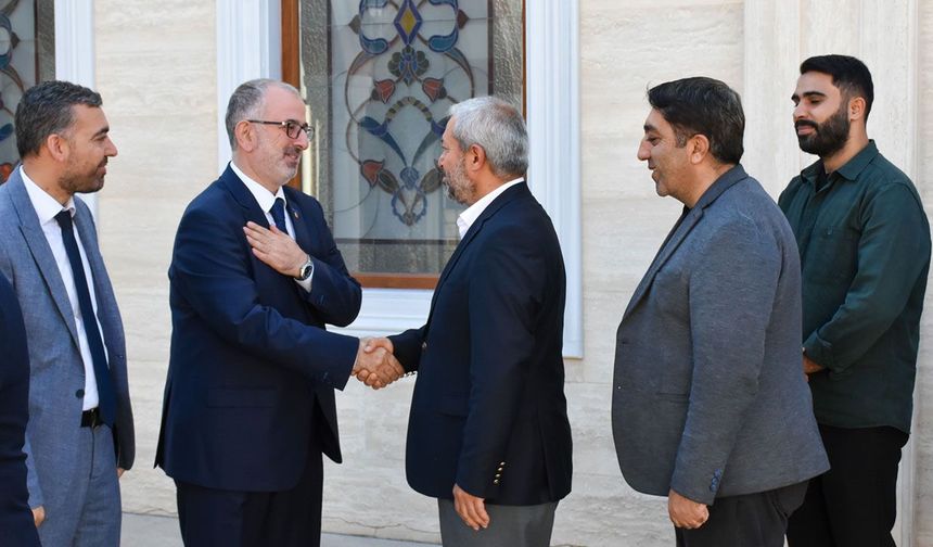 Müftü Dikmen, emekli din görevlileriyle buluştu