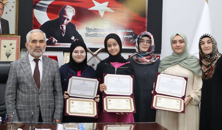 Çankırı'da hafızlar belge aldı