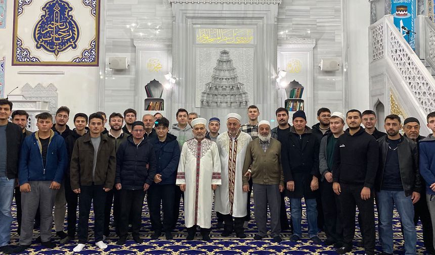 Çankırı'da gençler seherde bir araya geldi