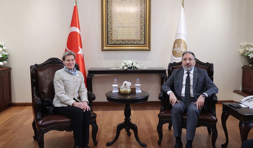 FİNLANDİYA İSLAM CEMAATİ BAŞKANI BEDRETTİN’İ KABUL ETTİ