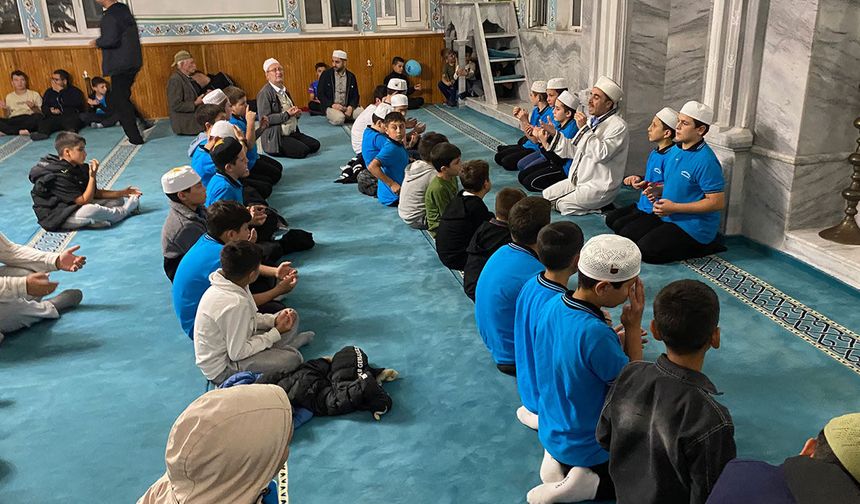 İvrindi'de "Cami Çocuk Buluşması" düzenlendi