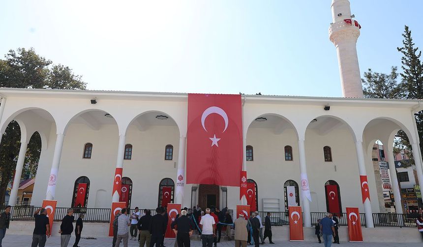 Envarülhamit Camii yeniden açıldı