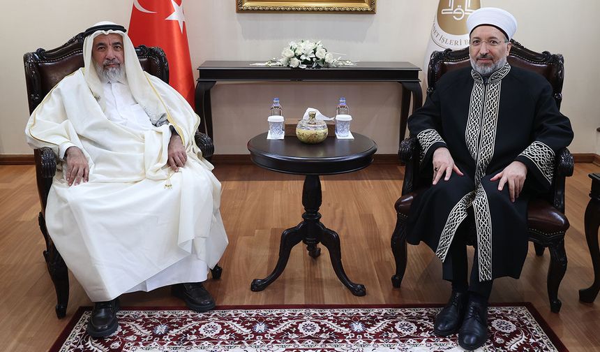KATAR VAKIFLAR VE İSLAM İŞLERİ BAKANI GHANİM İLE GÖRÜŞTÜ
