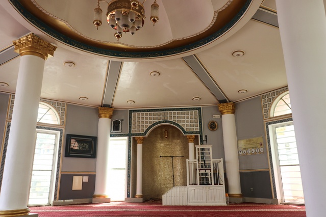 Türkiye'nin Yaounde Büyükelçiliği Din Hizmetleri Koordinatörü Hamza Yıldırım, Ngaoundere camilerindeki Osmanlı izlerini ve kültürünü AA muhabirine değerlendirdi.