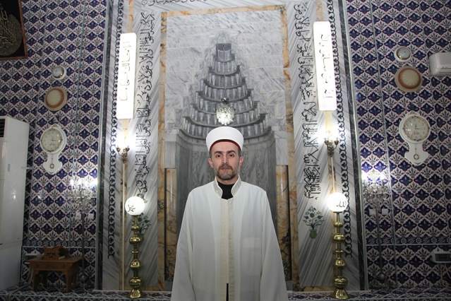 Mevlana Camii İmam-Hatibi Cemil Sancar