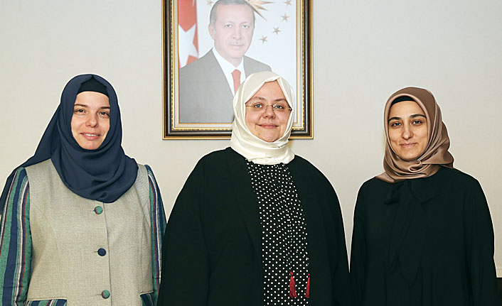 zehra zümrüt selçuk huriye martı diyanet haber