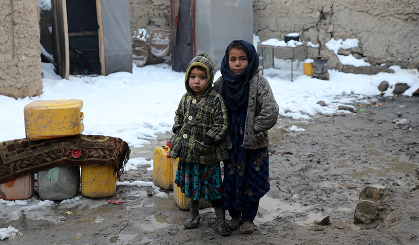 afganistan-yardım-bekliyor-11