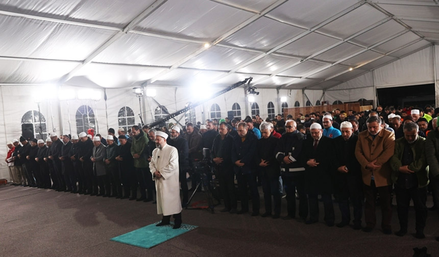 çadır-mescitlerde-berat-gecesi-22