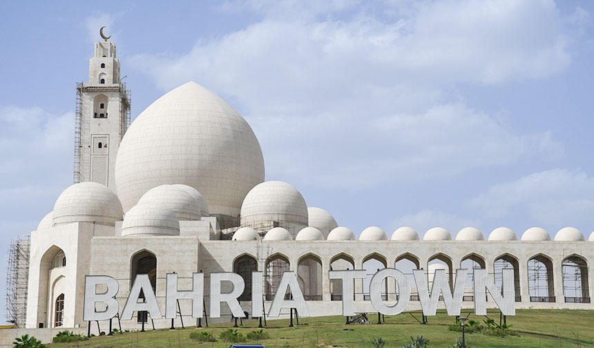 Pakistan'daki Ulu Camii - Diyanet Haber