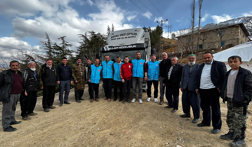 Yardım-tırları-deprem-bölgesine-gitmeye-devam-ediyor02