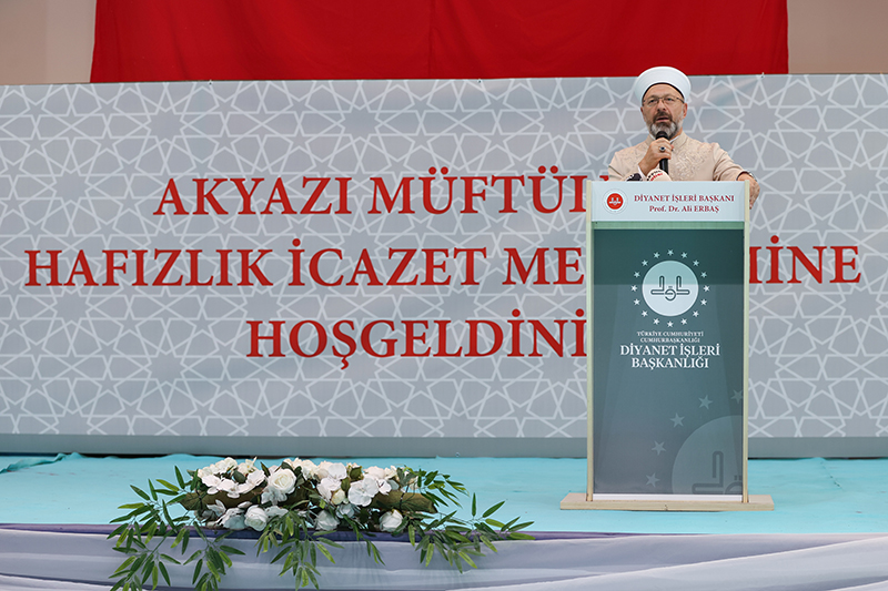 Diyanet İşleri Başkanı Erbaş: Kur’an’a inanan insan zalim olamaz