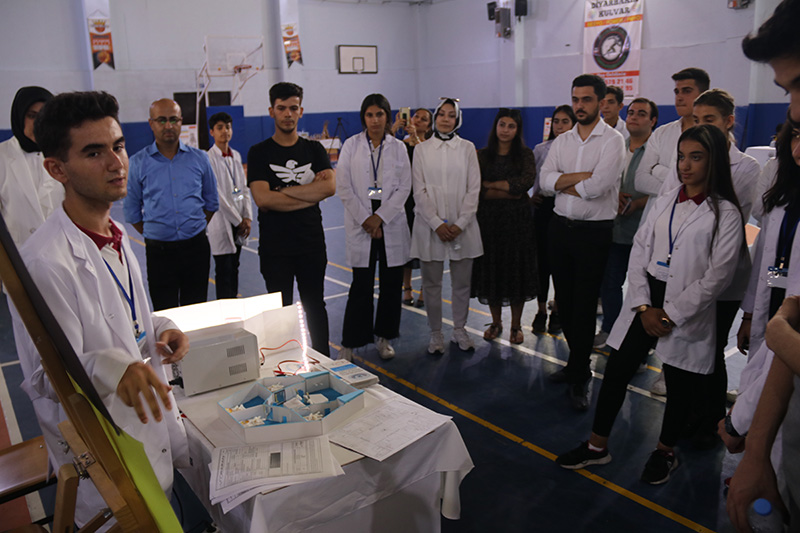 2023.06.15 Diyarbakır'daki Meslek Lisesi Sağlık Sektörüne Teknik Eleman Yetiştiriyor (3)