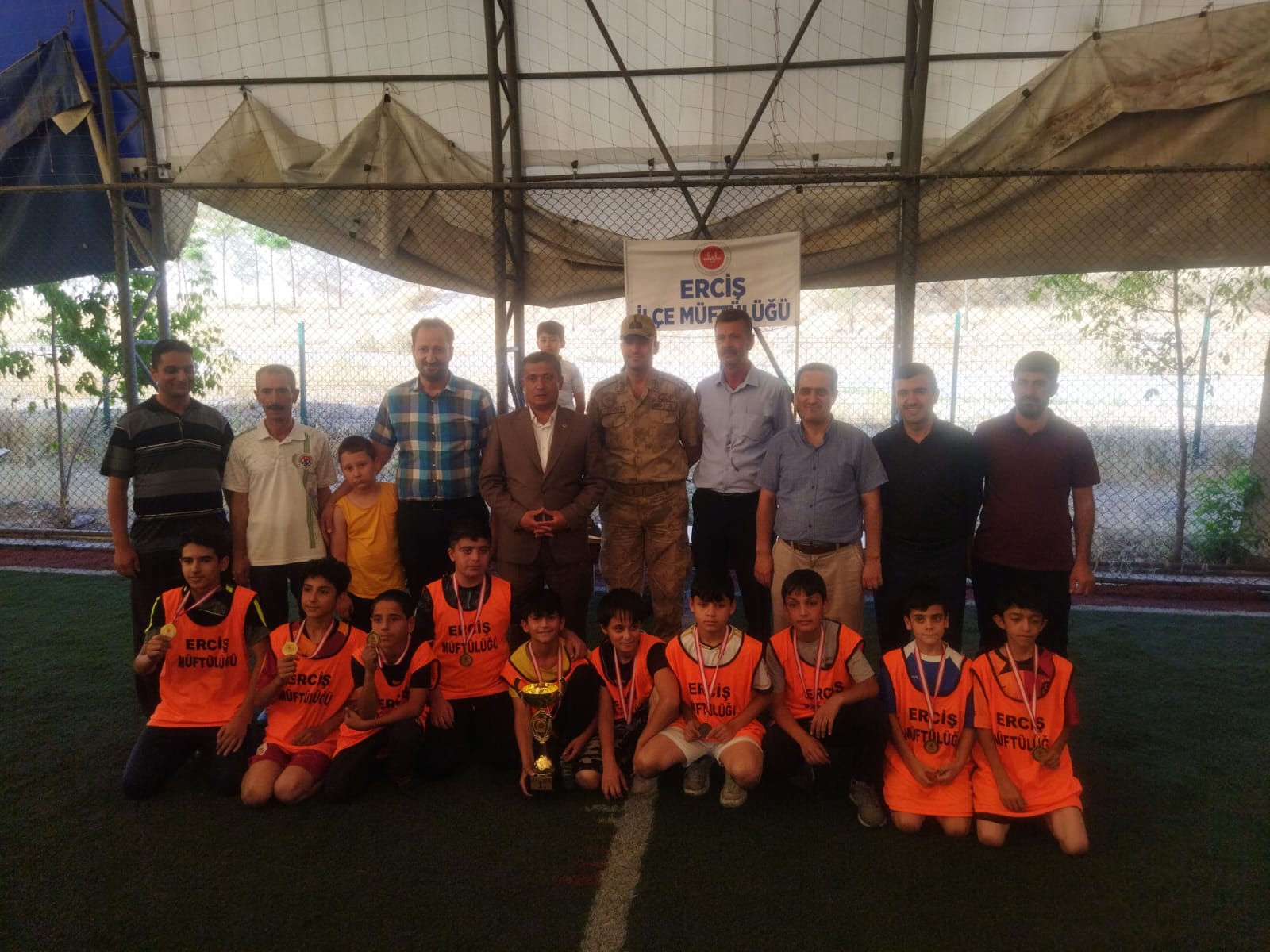 Erciş’te “Yaz Kur’an Kursları Arası Futbol Turnuvası” düzenlendi (7)