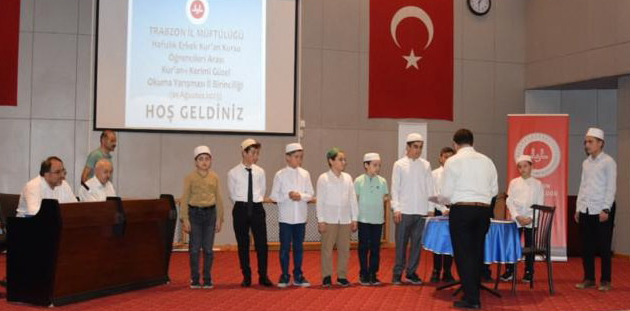 TrabzonKur'anKursuÖğrencileriYarıştı (2)