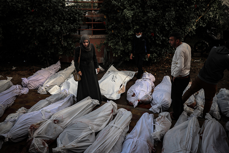 Katil İsrail'in Gazze'de gece boyu süren hava ve topçu saldırılarında onlarca kişi öldü (7)