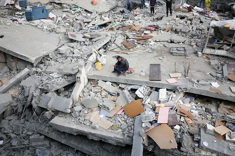 İsrail'in Gazze'ye Düzenlediği Saldırılarda Ölenlerin Sayısı 18 Bin 412'Ye Yükseldi (7)