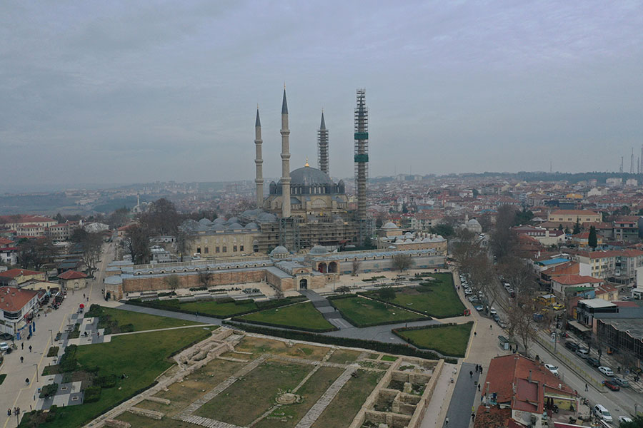 Restorasyondaki Selimiye Camisi Geçen Yıl Çok Sayıda Ziyaretçi Çekti (1)