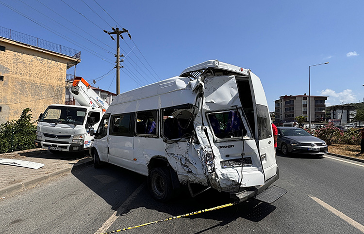 Samsun'da Trafik Kazasında 11 Kişi Yaralandı 2