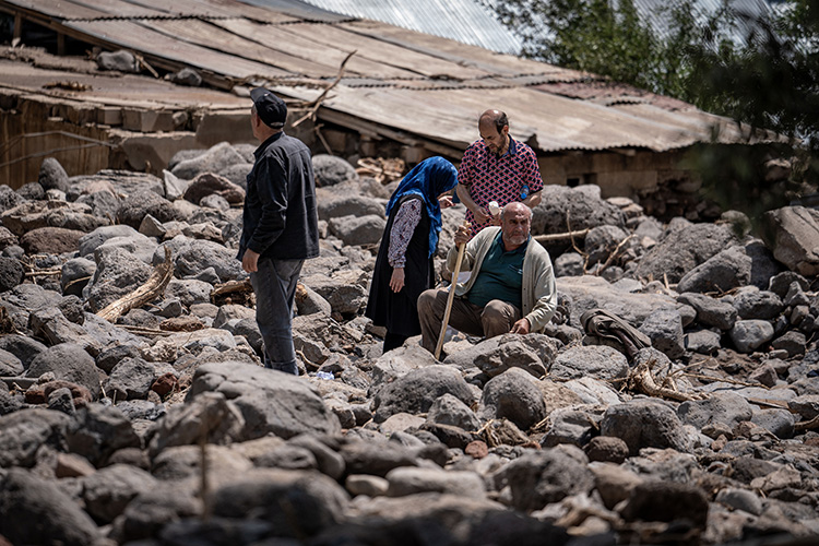 Erzurum Kırsalında Sel Nedeniyle Ev Ve Ahırlar Yıkıldı, Araçlar Zarar Gördü 2