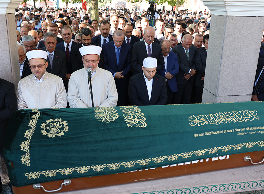 Cumhurbaşkanı Erdoğan, Türkiye Yazarlar Birliği Kurucu Başkanı Doğan'ın Cenaze Törenine Katıldı 2