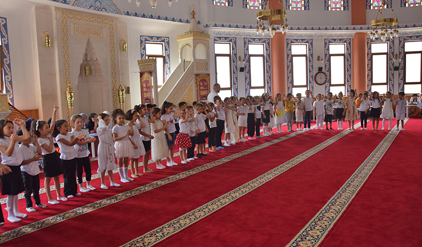 Giresun’da Yaz Kur’an Kursları Bilgide Yarıştı 32