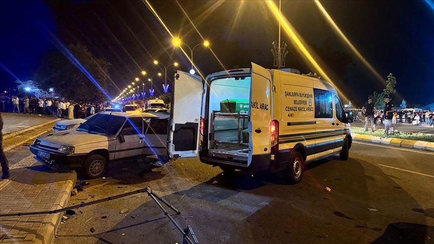 Şanlıurfa'da Kontrolden Çıkan Aracın Çarptığı 5 Çocuk Yaşamını Yitirdi 1