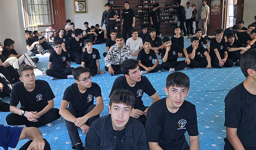 Peygamber Sevdalısı İmam Hatipli Öğrenciler Bir Araya Geldi04