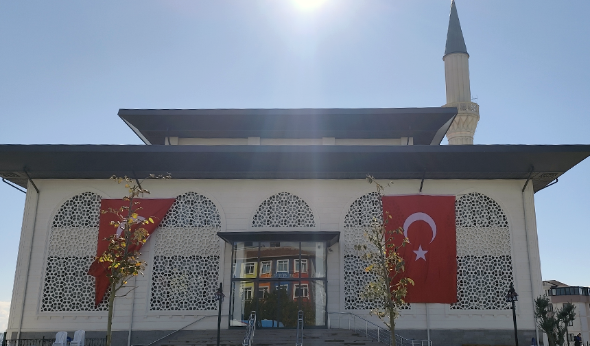 Belma Beğen Camii Dualarla Ibadete Açıldı05